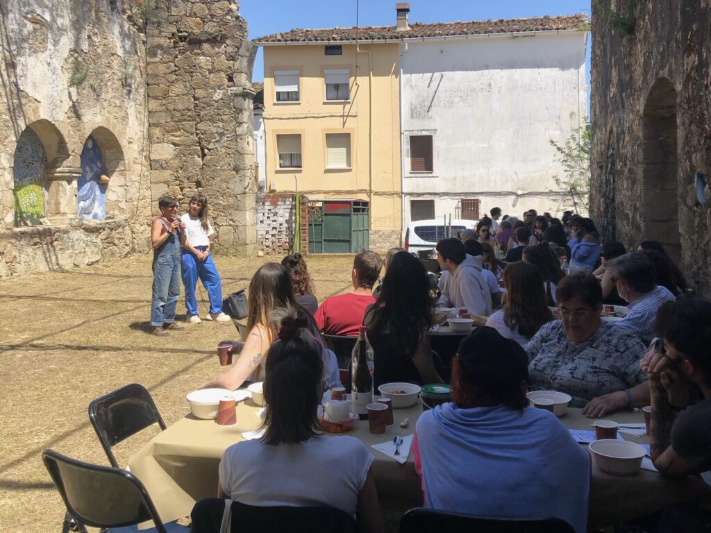 Comida y sobremesa con gestores culturales